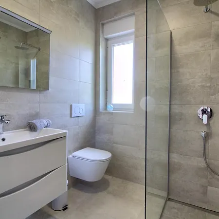 Modern Nerina With Private Pool Near Villa *