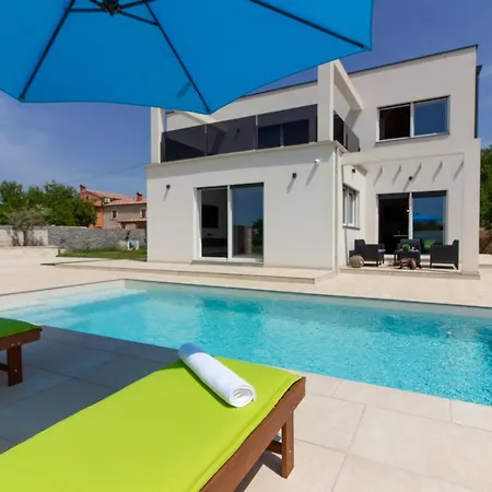 Willa Modern Nerina With Private Pool Near Pula