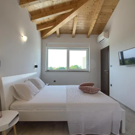 Вилла Modern Nerina With Private Pool Near *