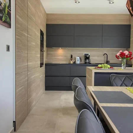 Вилла Modern Nerina With Private Pool Near Пула