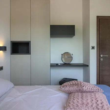 Вилла Modern Nerina With Private Pool Near